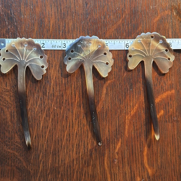 15 hair sticks from my travels around the world…metal, bone, black pearls & horn - Picture 12 of 16